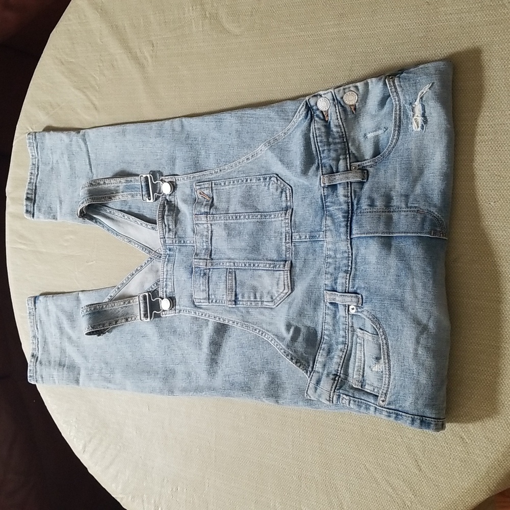 🥳 Host Pick 🥳Garage Lightwash Denim Distressed Bib Overalls - Picture 4 of 12
